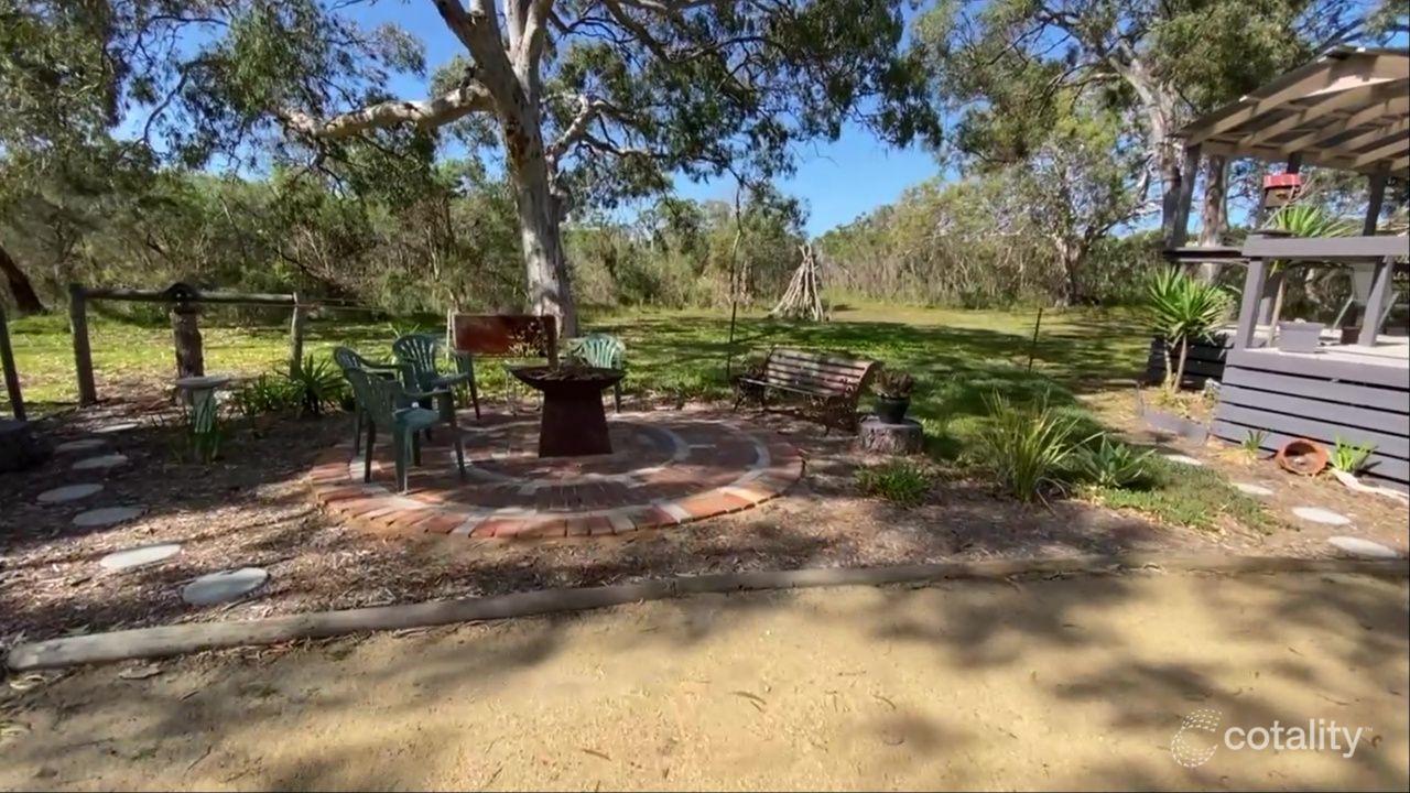 24 Christopher Ct, Loch Sport, VIC 3851