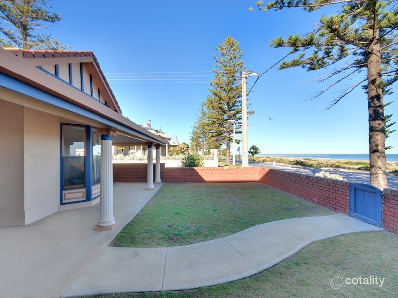 132 Esplanade, Largs Bay, SA 5016