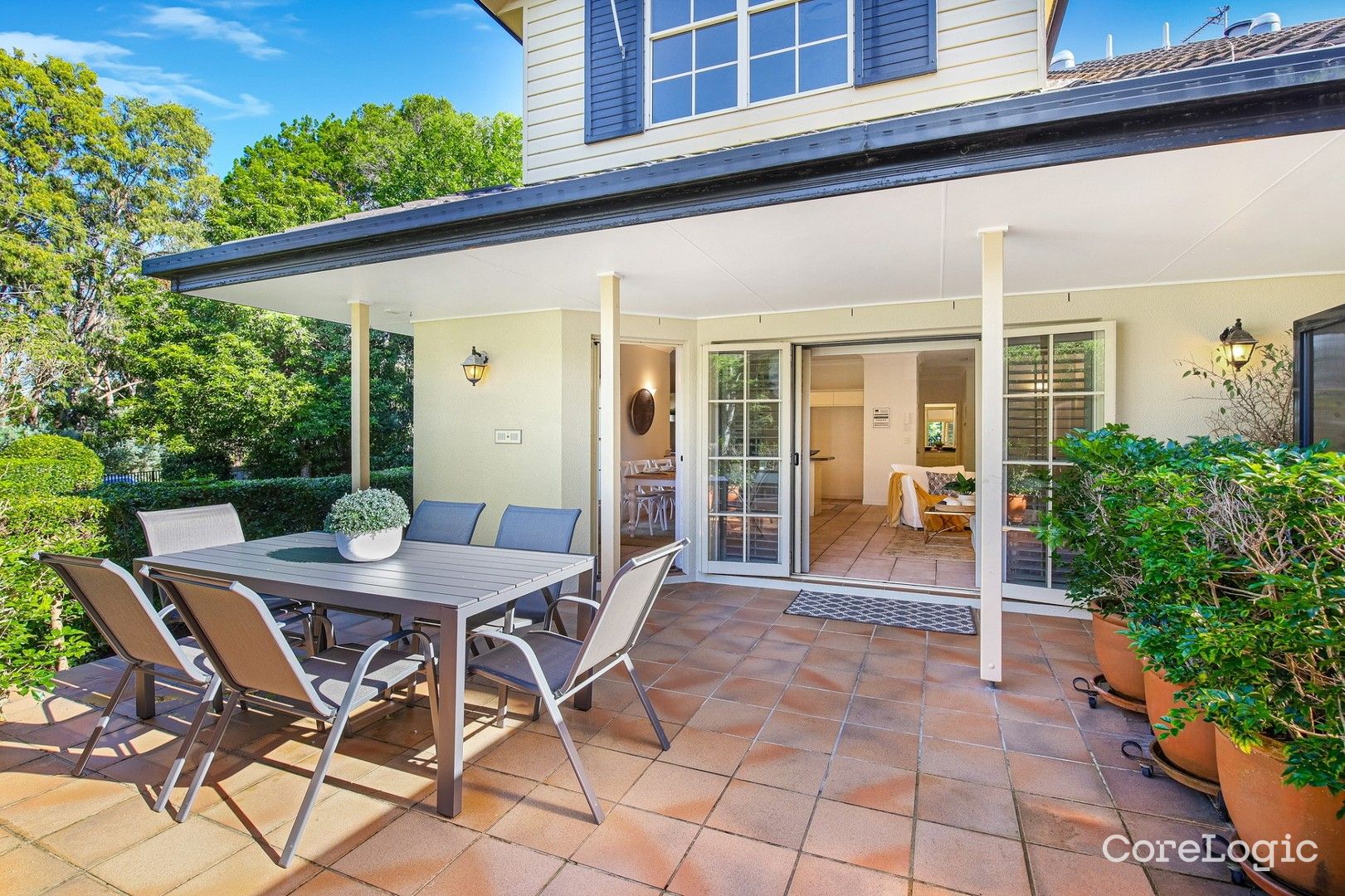 1/41-43 Winchester St, Southport, QLD 4215