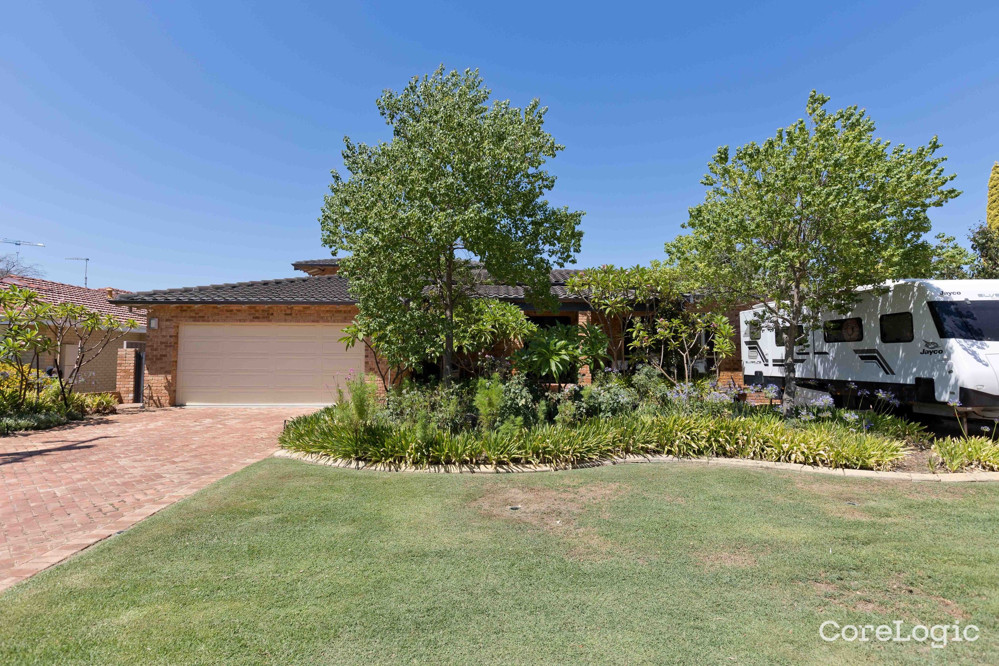 112 Davy St, Booragoon, WA 6154