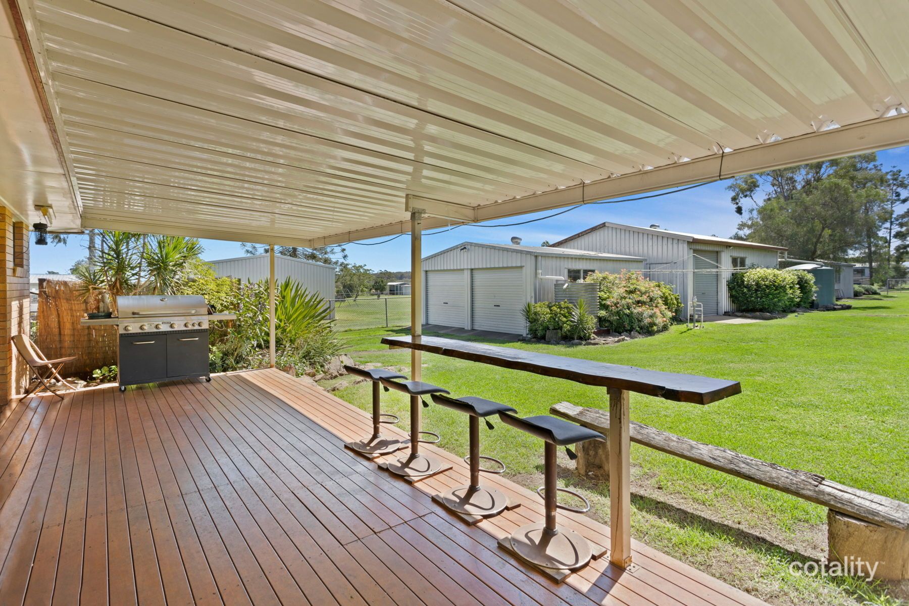 3 Peters St, Goombungee, QLD 4354