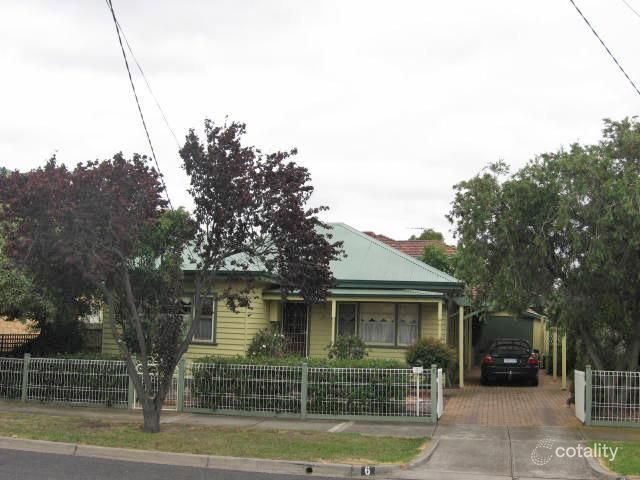 6 Savige St, Newport, VIC 3015