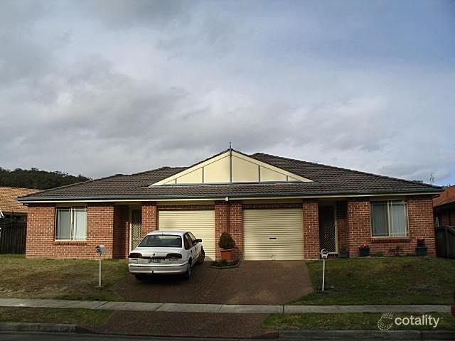 2/102 James Sea Dr, Green Point, NSW 2251