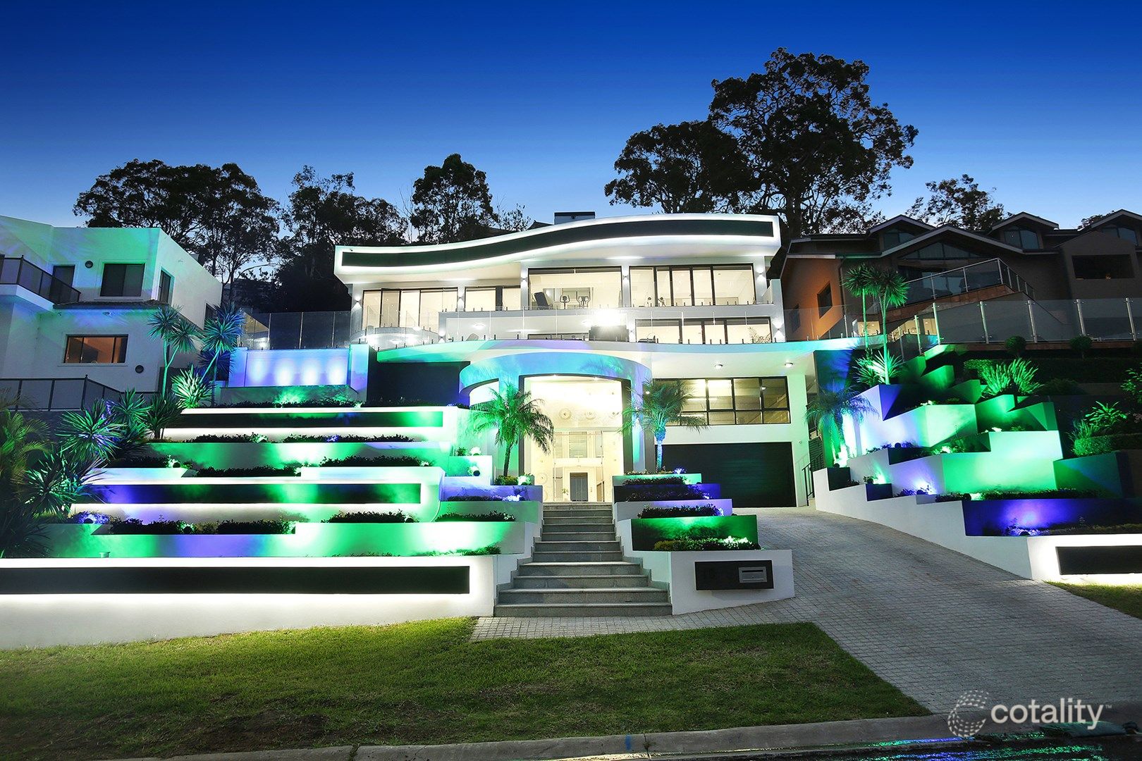 10 Mcpherson Pl, Illawong, NSW 2234
