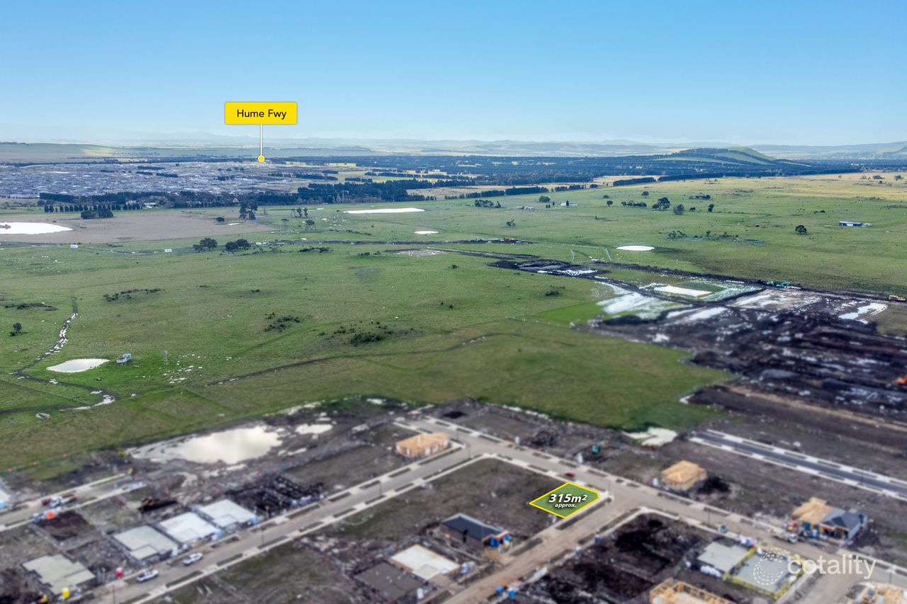 16 Hutch Ave, Donnybrook, VIC 3064