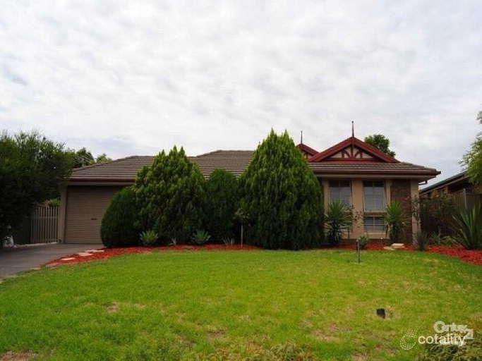 83 Emmerson Dr, Morphett Vale, SA 5162