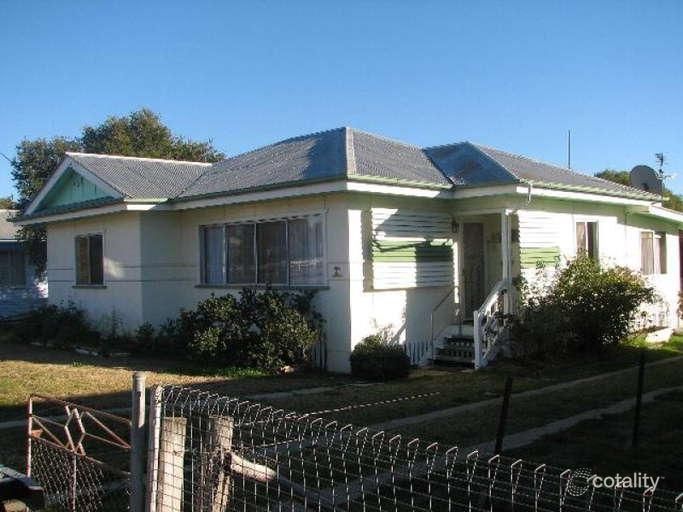 25 Timbury St, Roma, QLD 4455