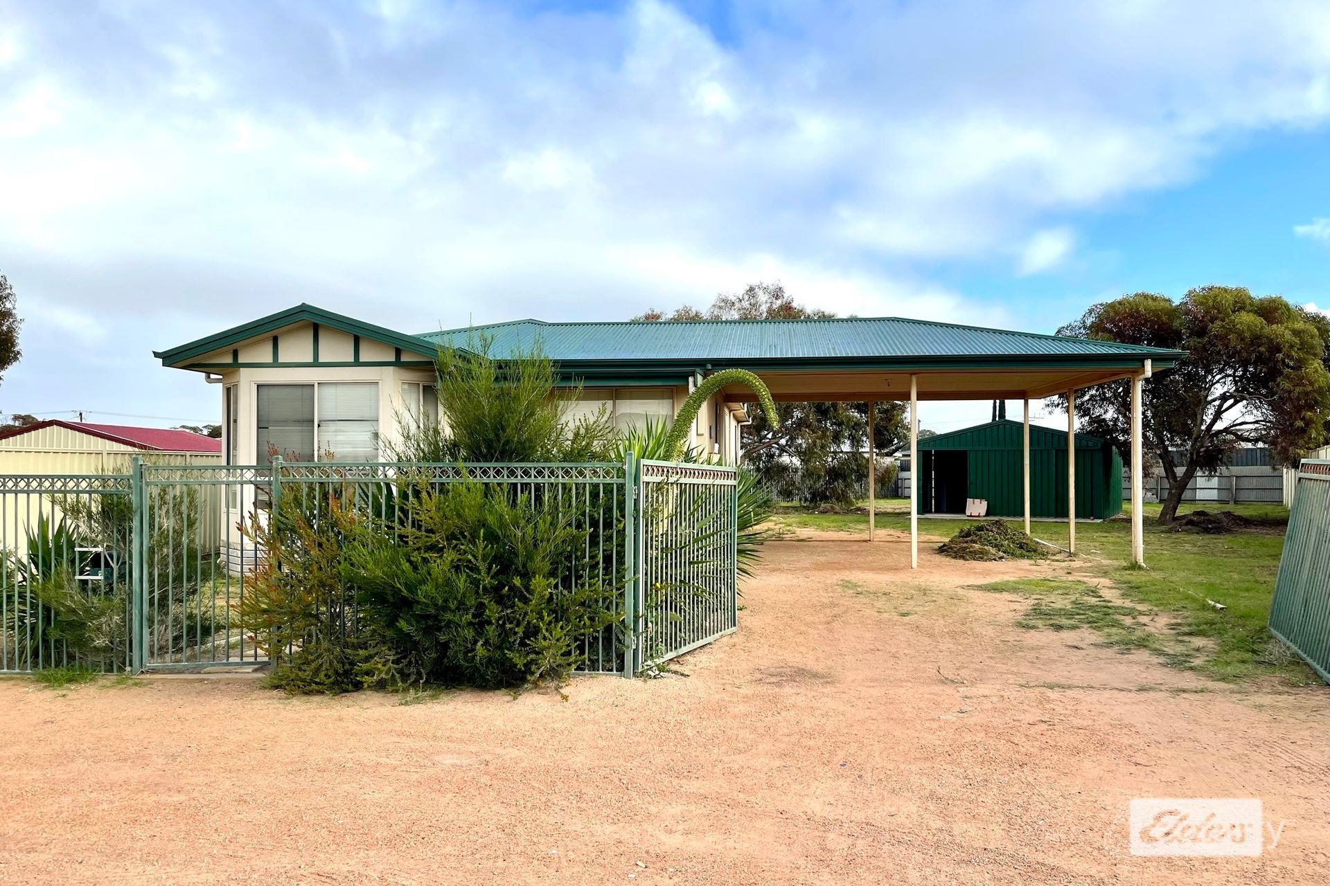 7 Chandler Cres, Ceduna, SA 5690