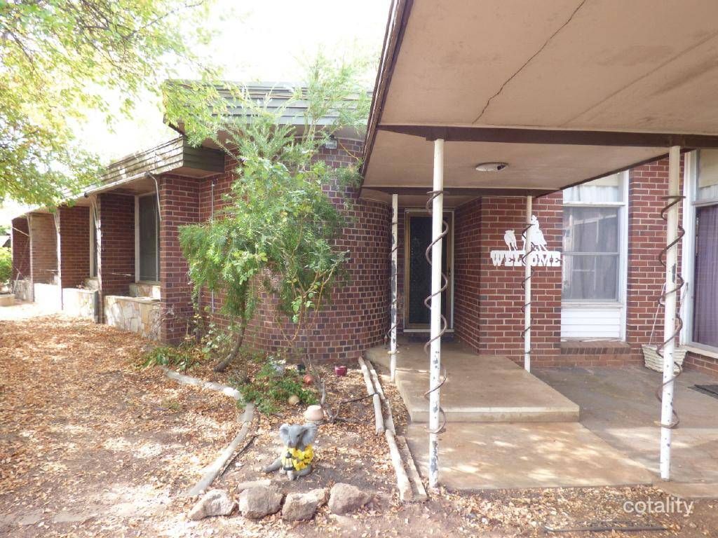98 Thompson St, Cootamundra, NSW 2590