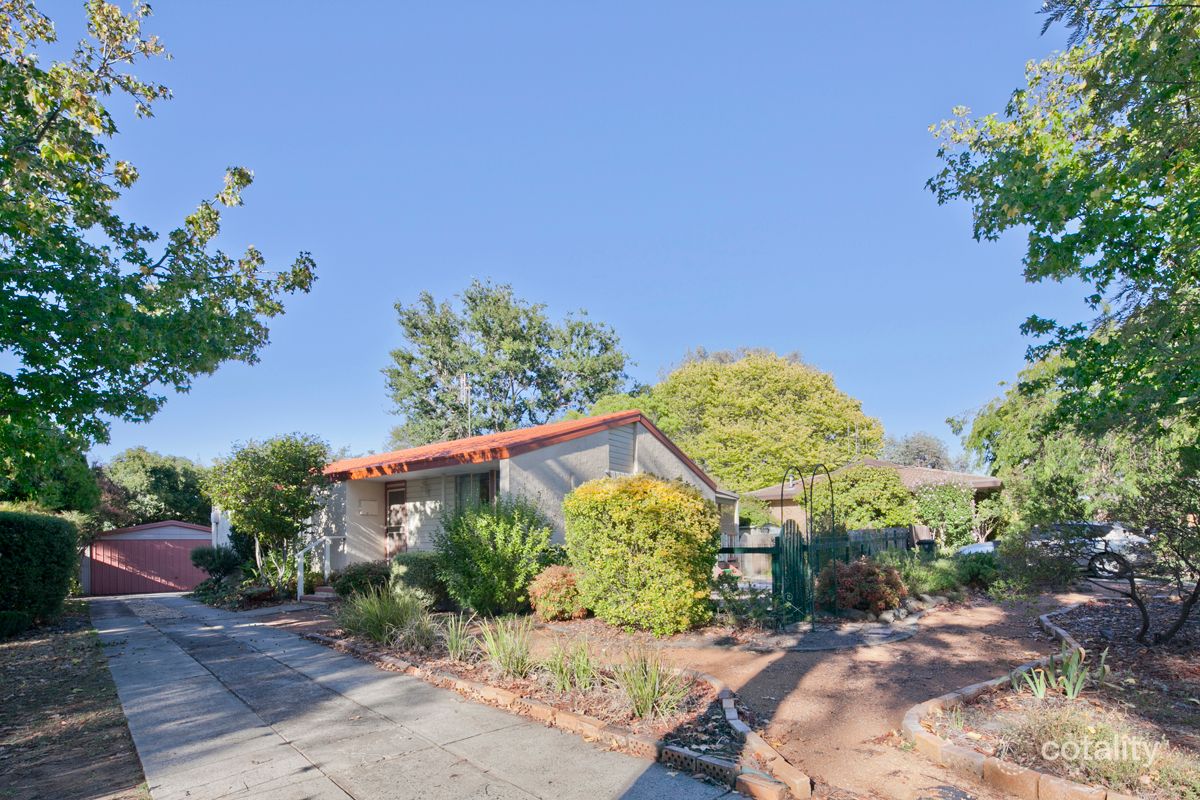 25 Aitken Cct, Kambah, ACT 2902