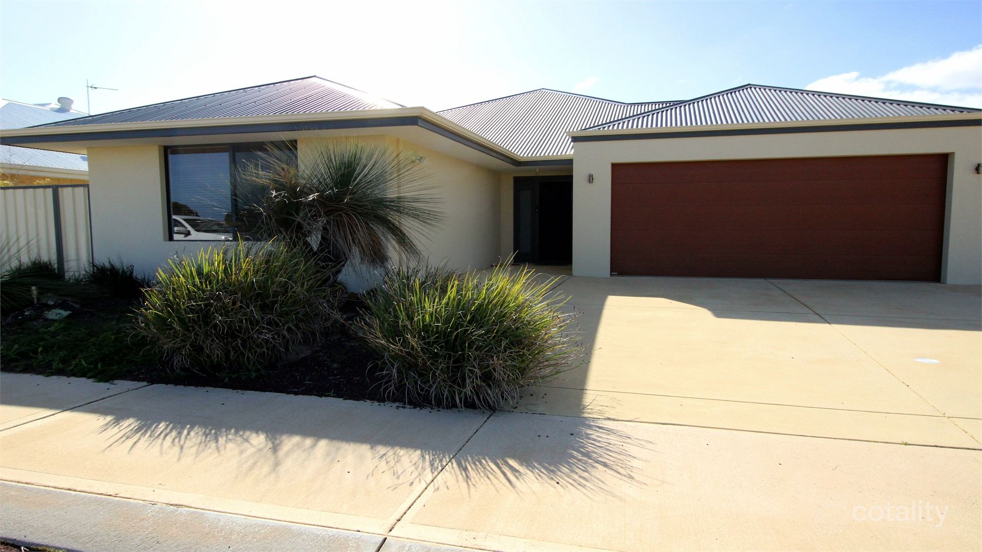 5 Crusoe Cres, Jurien Bay, WA 6516