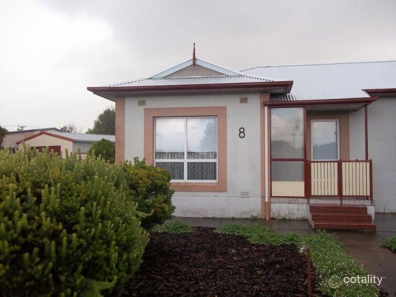 8 Stark Ave, Millicent, SA 5280