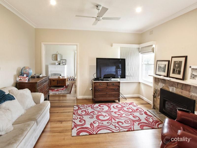 76 Aitken St, Gisborne, VIC 3437