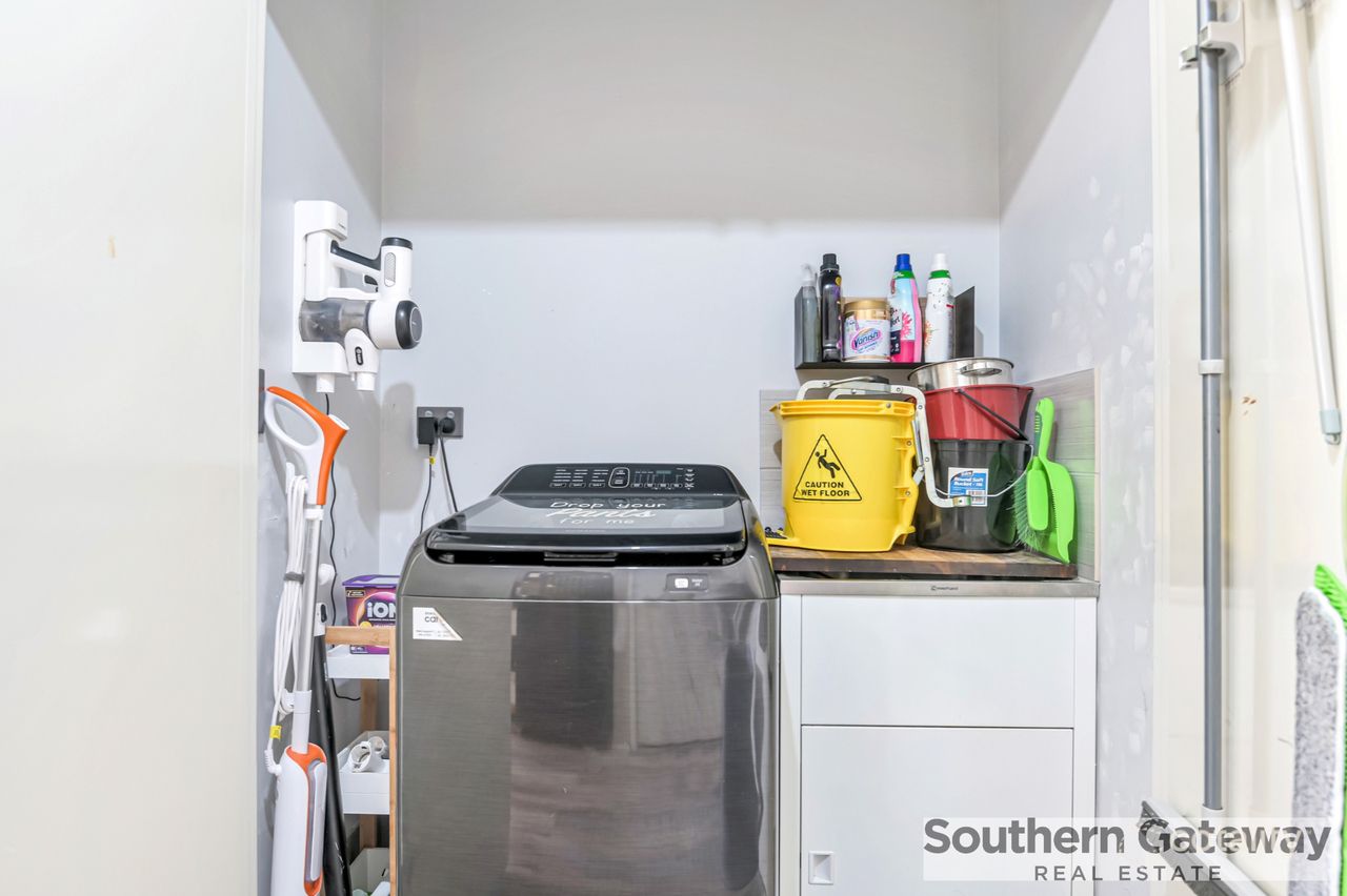 124 Lowanna Way, Armadale, WA 6112