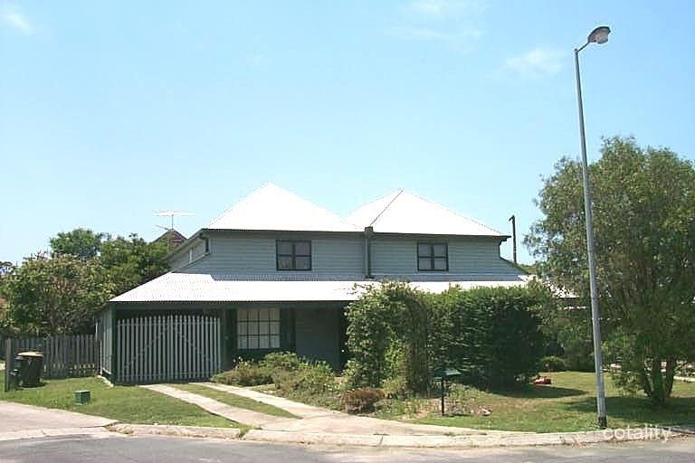 11 Pepperina Pl, Fitzgibbon, QLD 4018