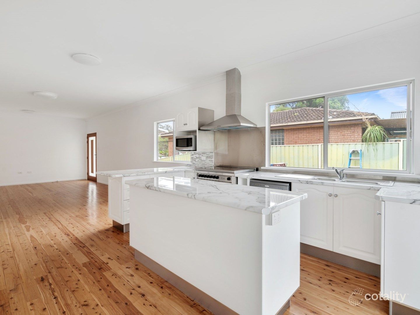 43 Manoa Rd, Budgewoi, NSW 2262