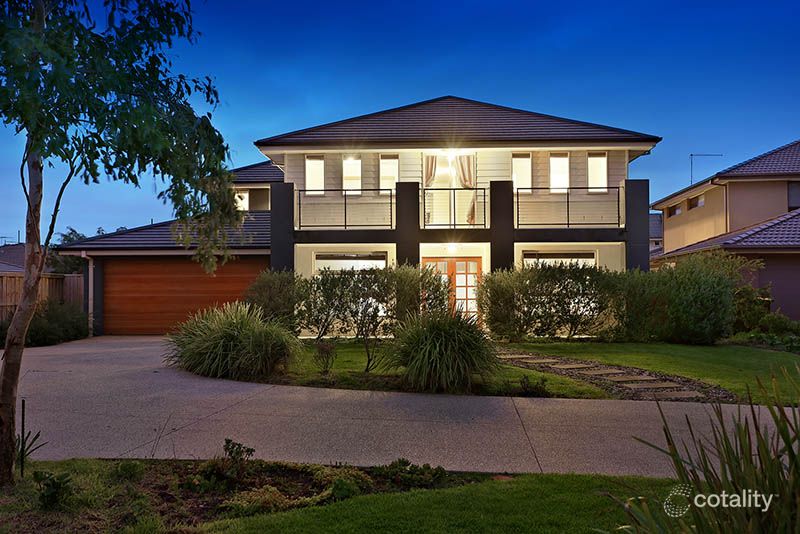 17 Lorikeet Lane, Waterways, VIC 3195