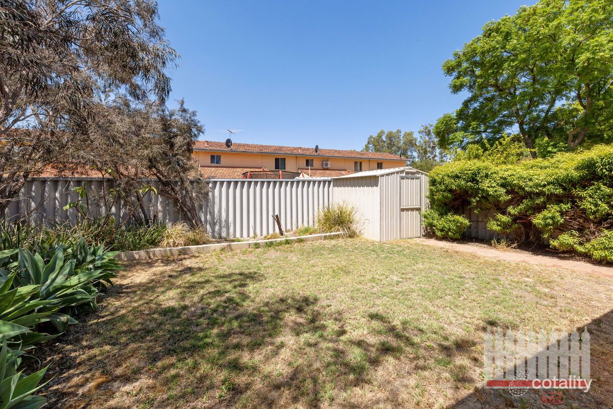 2/71 Tendring Way, Girrawheen, WA 6064