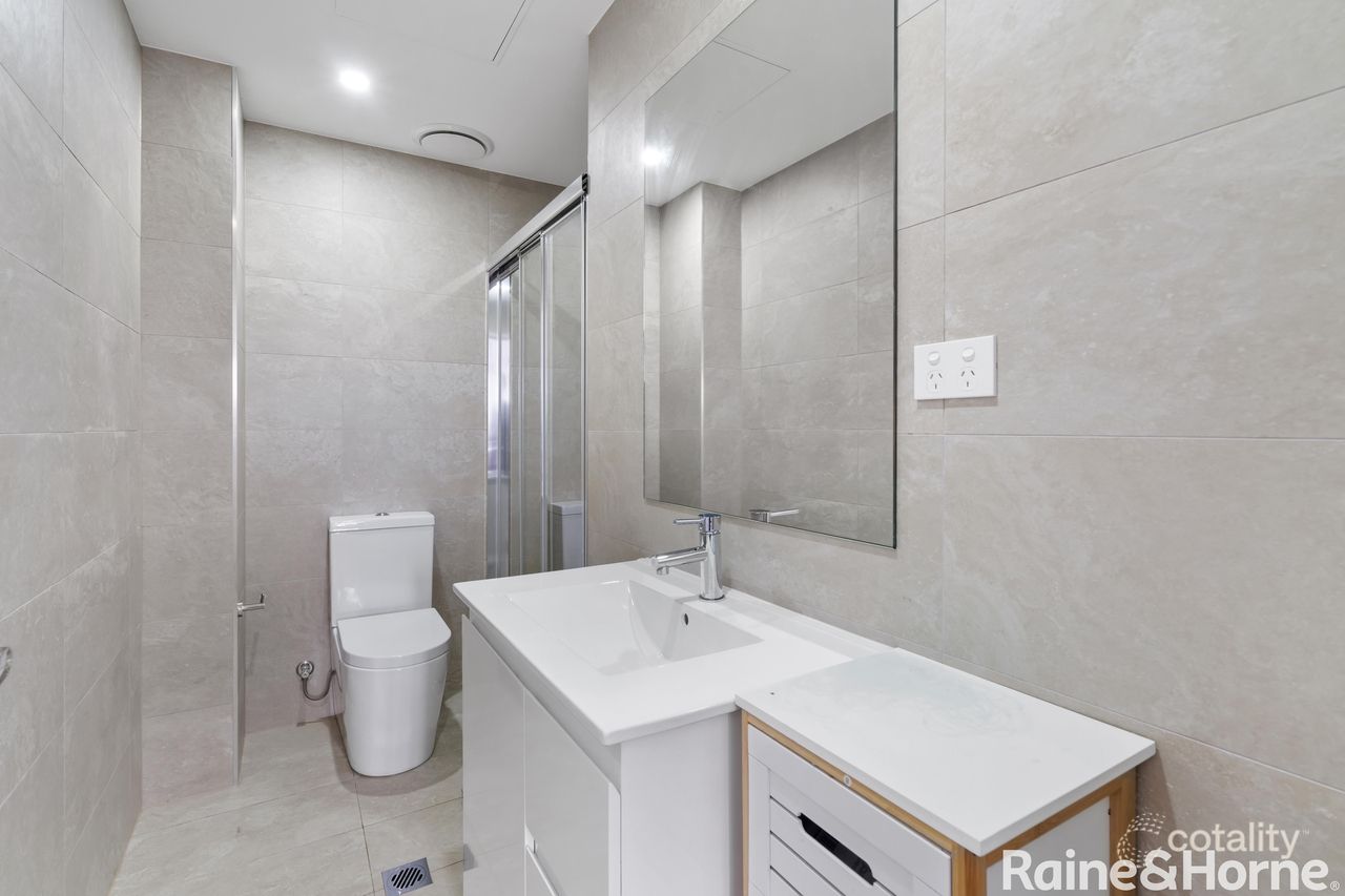 11/77 Faunce St W, Gosford, NSW 2250