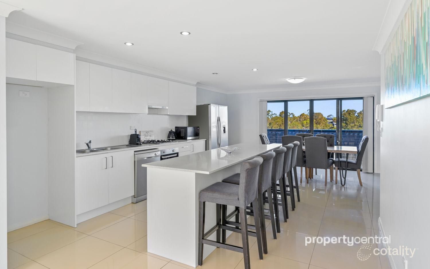 27/1 Glenmore Ridge Dr, Glenmore Park, NSW 2745