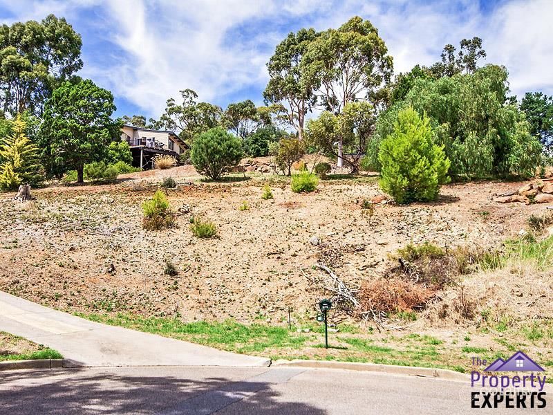 12a Redbank Cl, Happy Valley, SA 5159