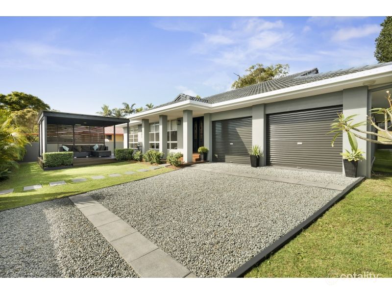 30 Ironbark St, Elanora, QLD 4221