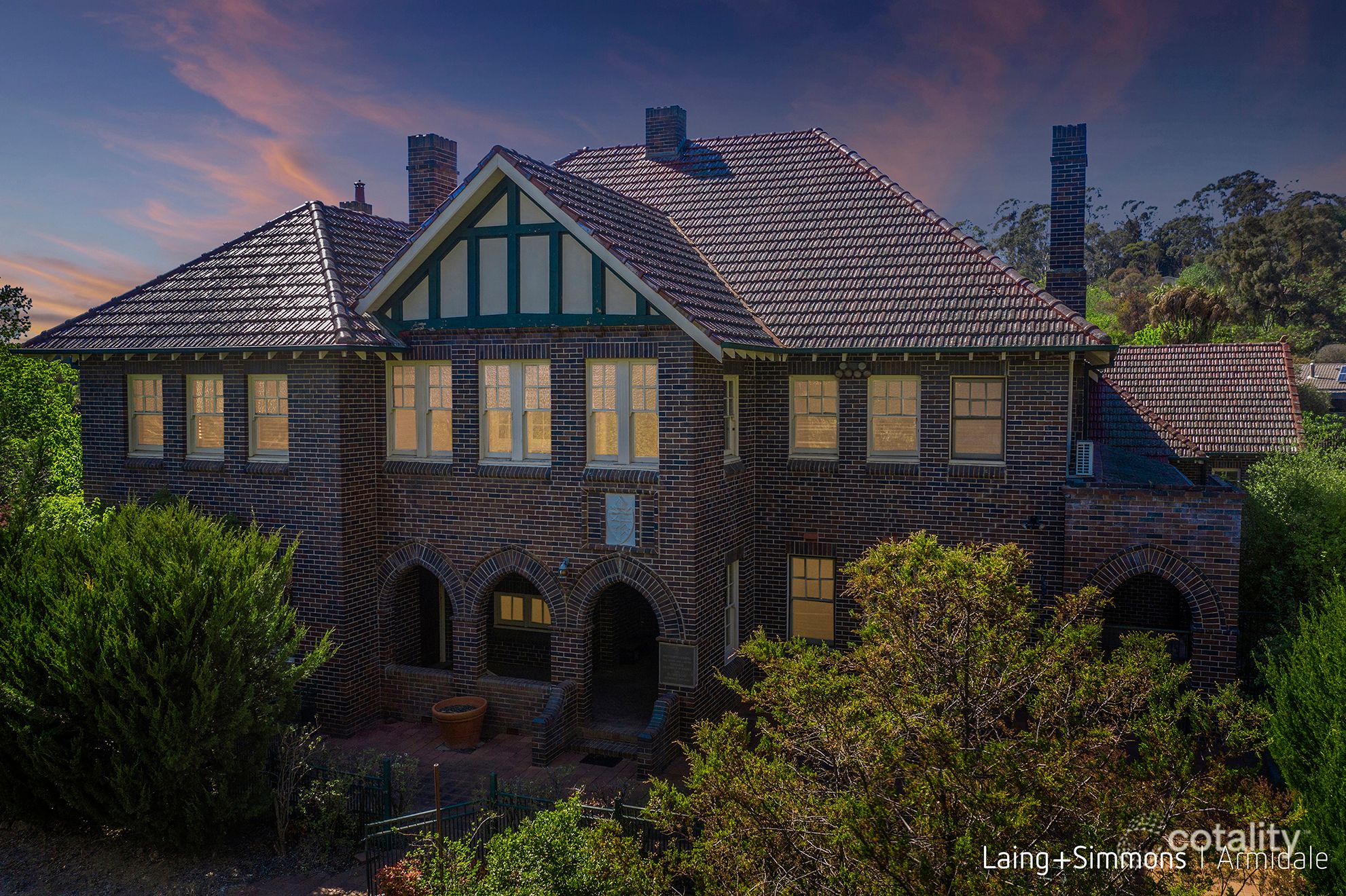 2/2 Uralla Rd, Armidale, NSW 2350