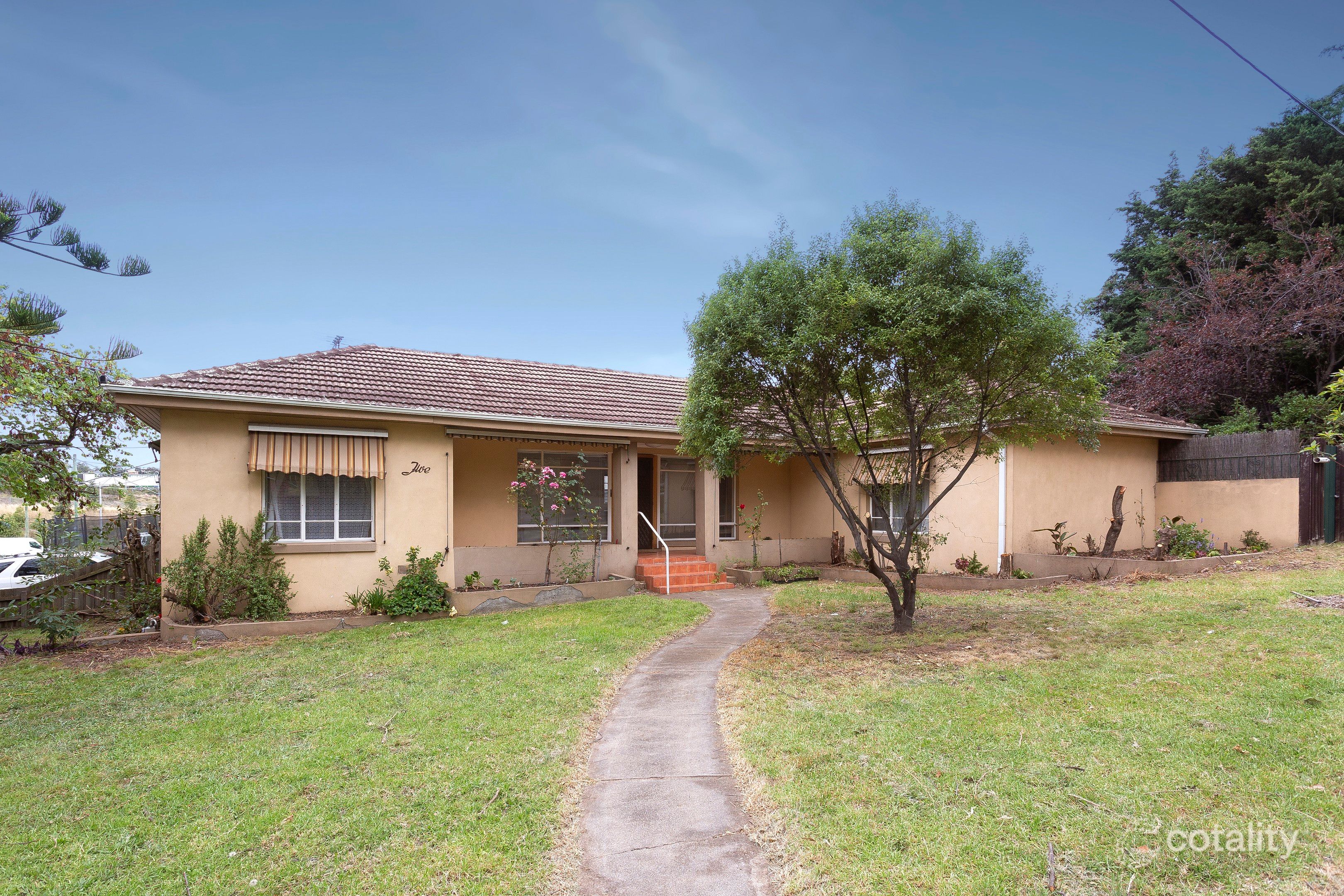 5 Loeman St, Strathmore, VIC 3041