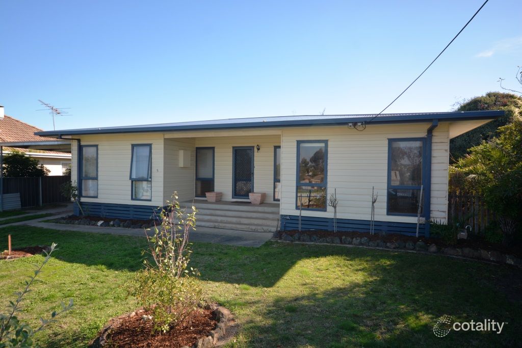 5 Stanton St, Stawell, VIC 3380