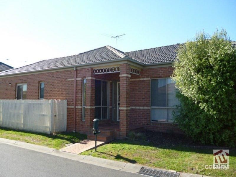 10 Wattletree Dr, Taylors Hill, VIC 3037