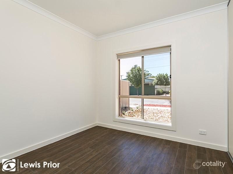 10 Reid St, Seacombe Gardens, SA 5047