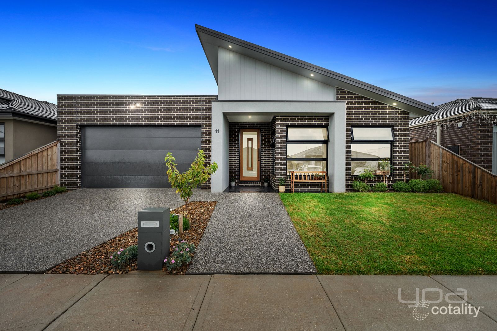 11 Sanctum Dr, Weir Views, VIC 3338