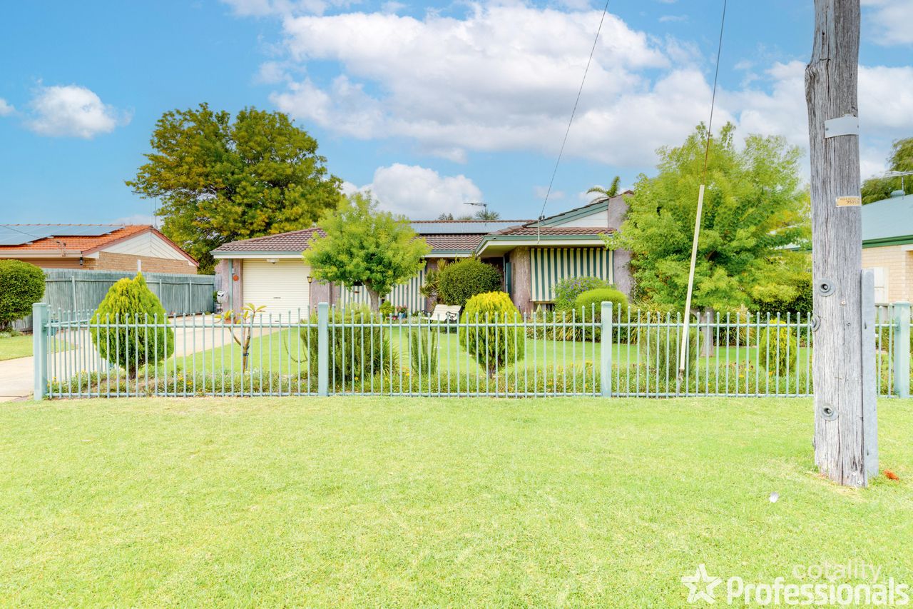 17 Hennessy Way, Rockingham, WA 6168