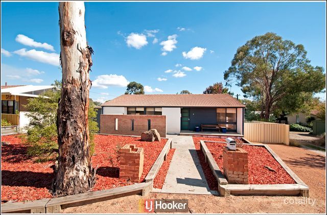 9 Lubuma Pl, Giralang, ACT 2617