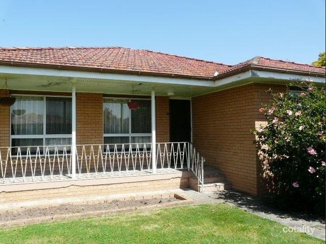 11 Louis St, Wynnum, QLD 4178