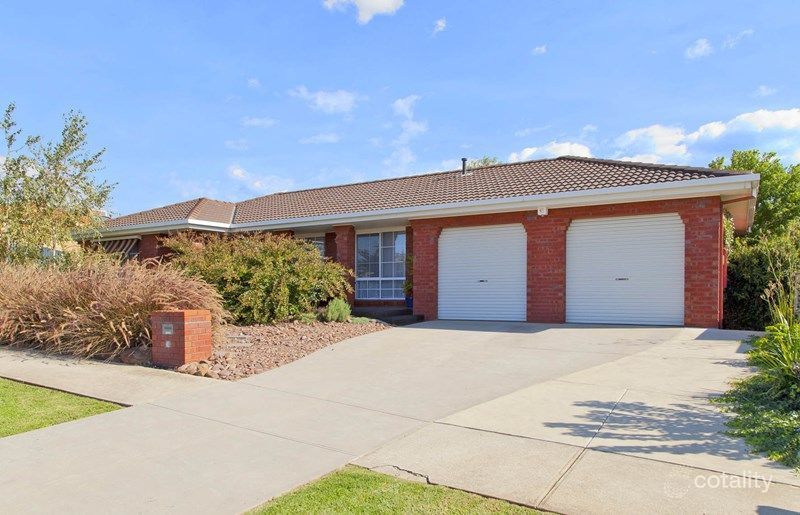 11 Kingfisher Dr, West Wodonga, VIC 3690