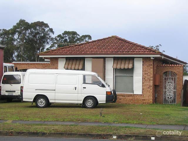 37 Shoalhaven St, Wakeley, NSW 2176