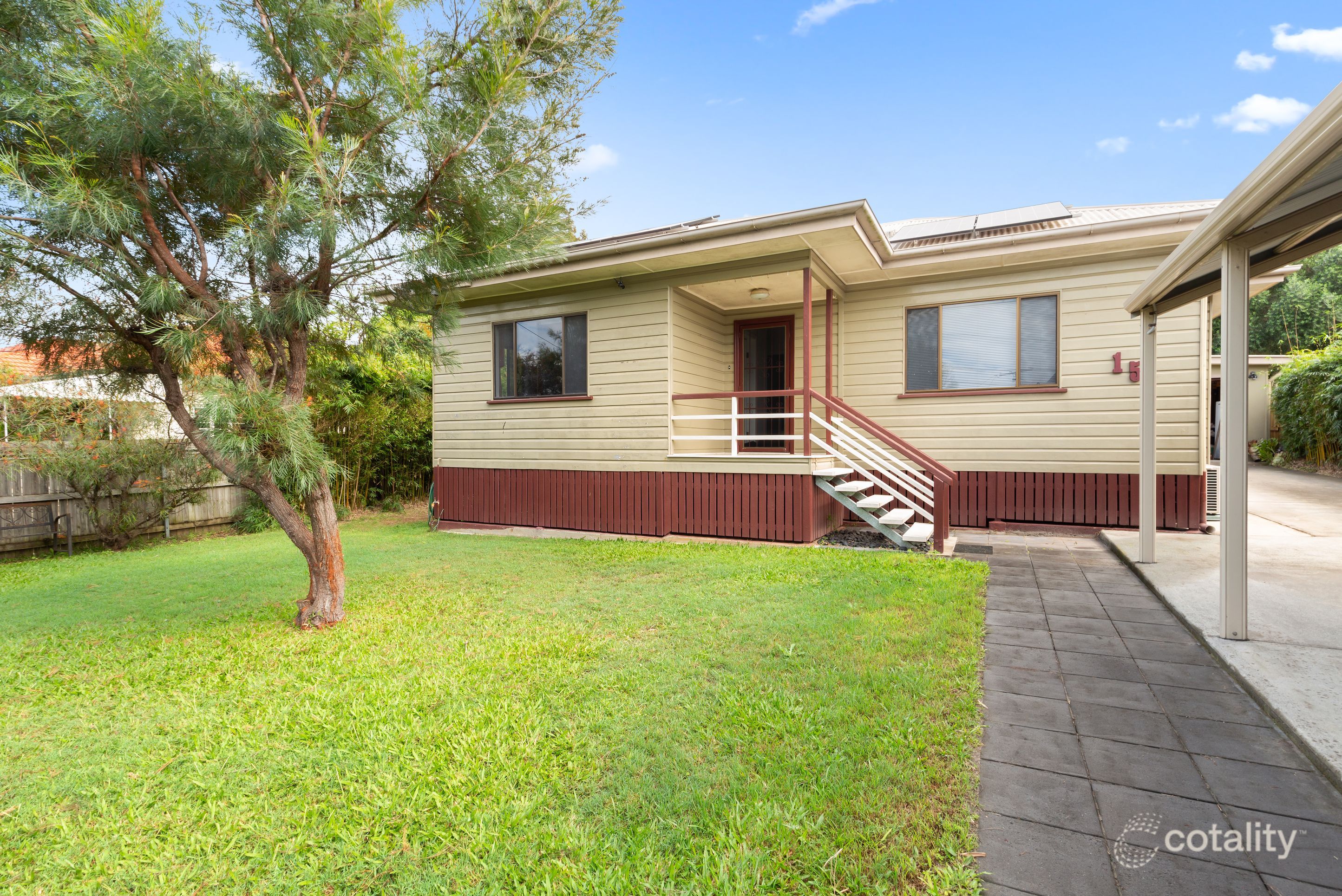 15 Regent St, Wynnum West, QLD 4178