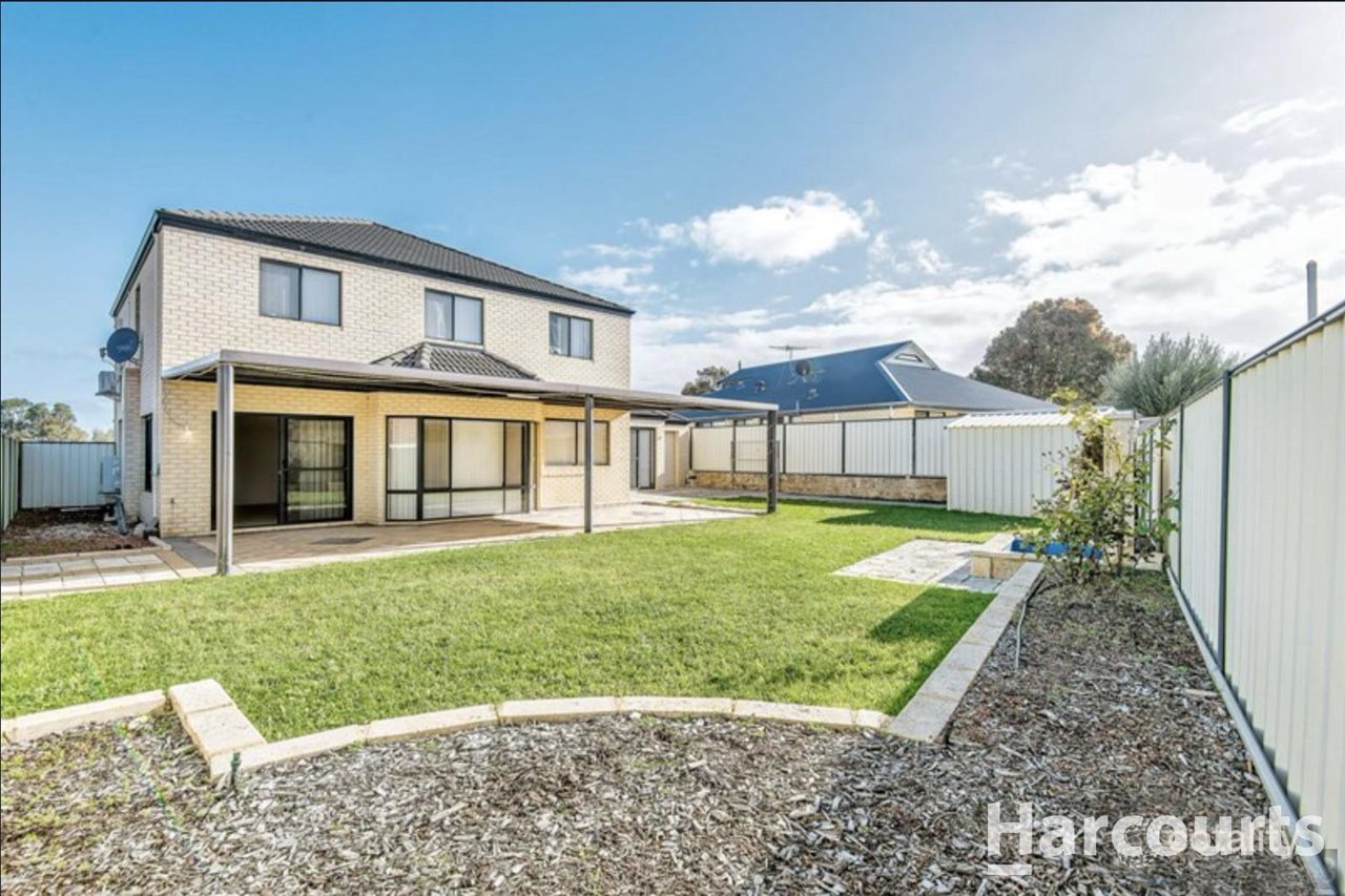 25 Roxburgh Cir, Kinross, WA 6028