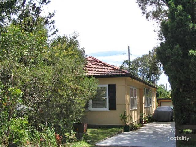 31 Tea Gardens Ave, Kirrawee, NSW 2232