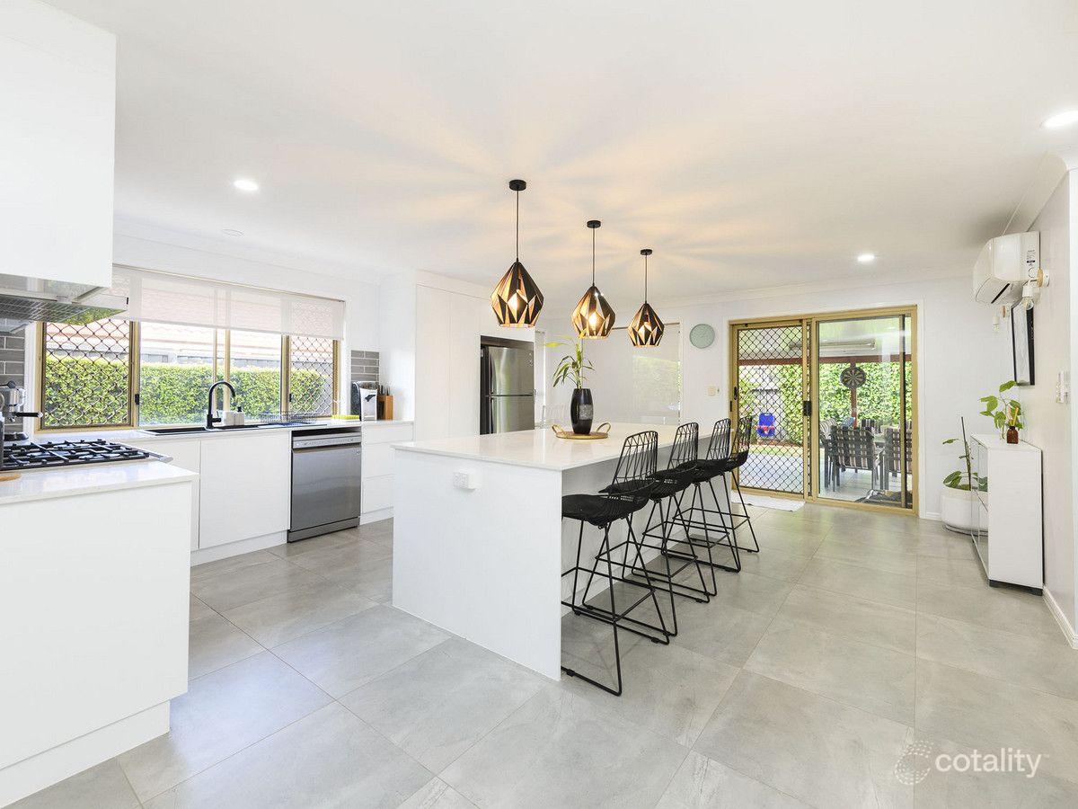 28 Marlene St, Murrumba Downs, QLD 4503