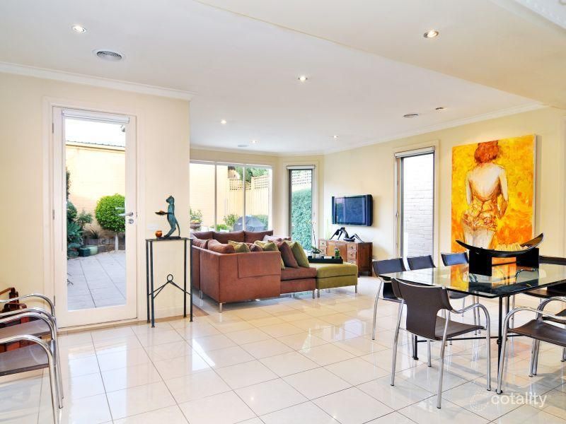 52 Clinton St, Brighton East, VIC 3187