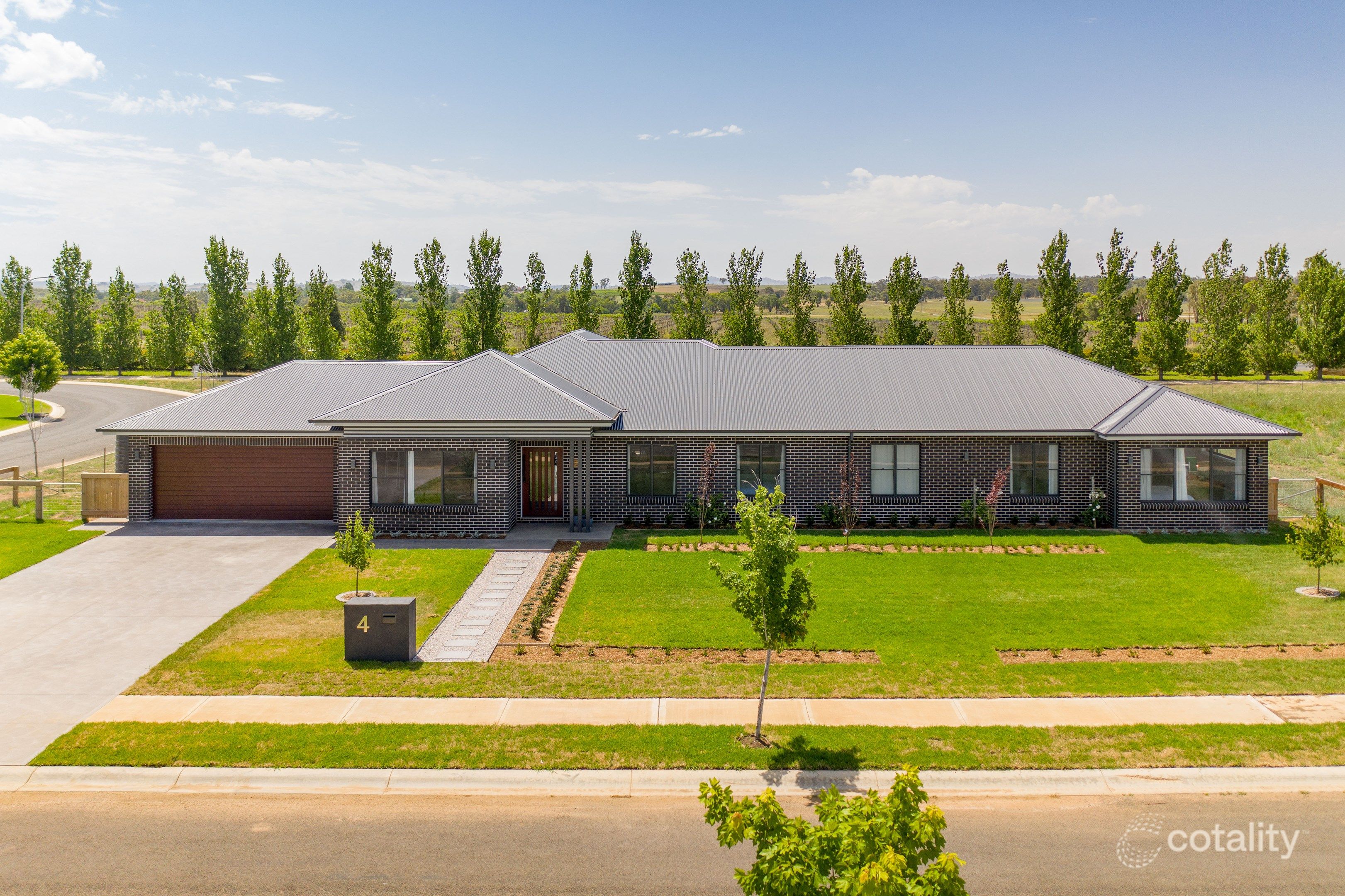4 Butler Cir, Bombira, NSW 2850