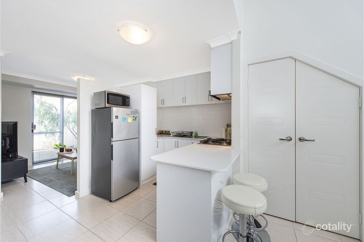 17/21 Bent St, Cannington, WA 6107