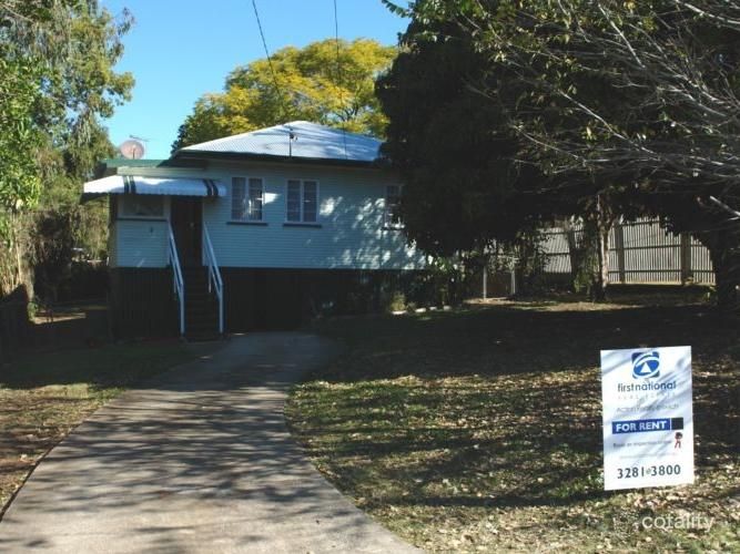 2 Karragaroo St, Eastern Heights, QLD 4305
