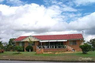15 Larsen St, West Gladstone, QLD 4680