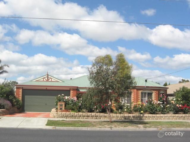 84 Ogradys Rd, Carrum Downs, VIC 3201