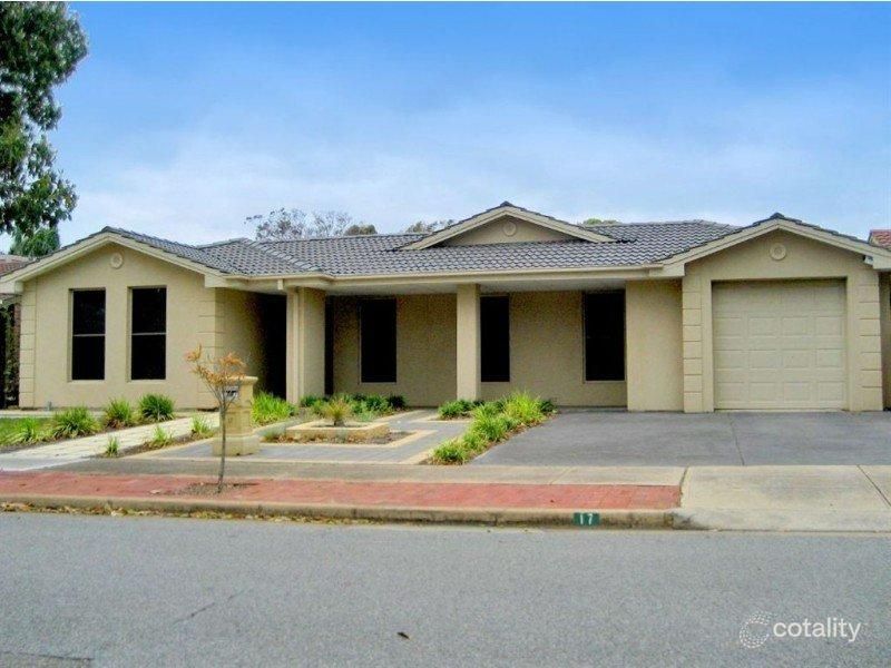 17 Saint Andrews Cres, Novar Gardens, SA 5040