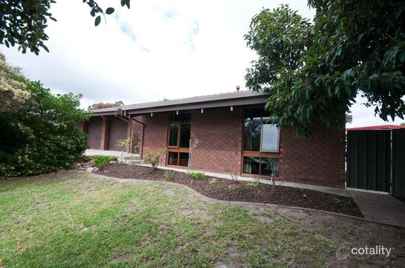 4 Sandpiper Cres, Aberfoyle Park, SA 5159