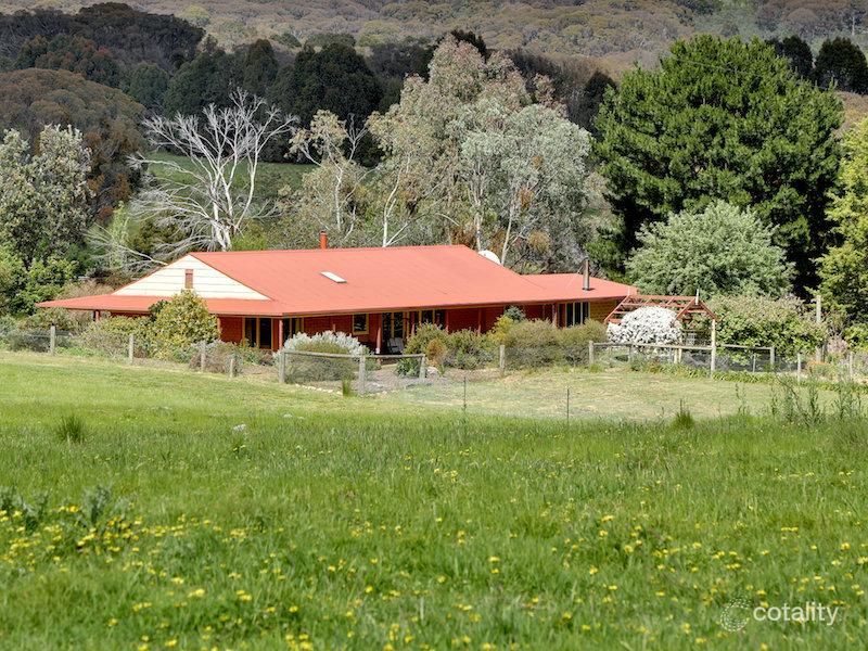 1621 Harrys Creek Rd, Marraweeney, VIC 3669